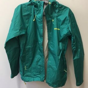 Patagonia Green Torrentshell Rain Jacket